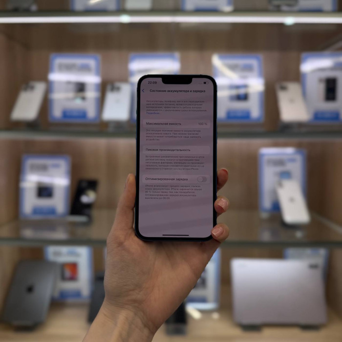 Б/у iPhone 13 128GB Синий EU | Фото 4 из 5