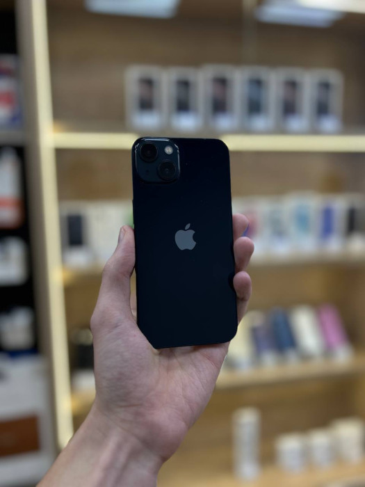 Б/у iPhone 13 128GB Темная ночь | Фото 1 из 5