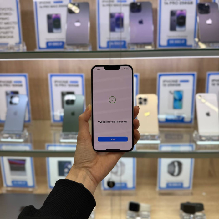 Б/У Смартфон Apple iPhone 13 128GB Розовый