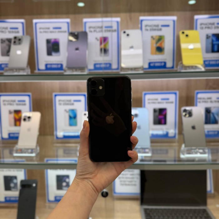 Б/у Смартфон Apple iPhone 11 128GB Black EU | Фото 1 из 5