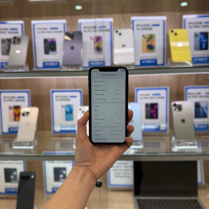 Б/у Смартфон Apple iPhone 11 128GB Black EU | Фото 2 из 5
