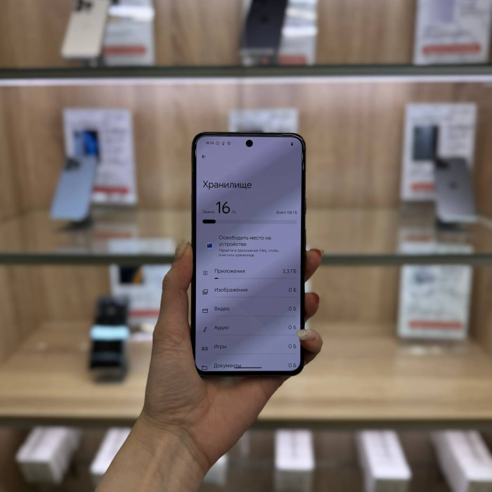 Б/у Смартфон Google Pixel 8 8/128GB Черный | Фото 3 из 4
