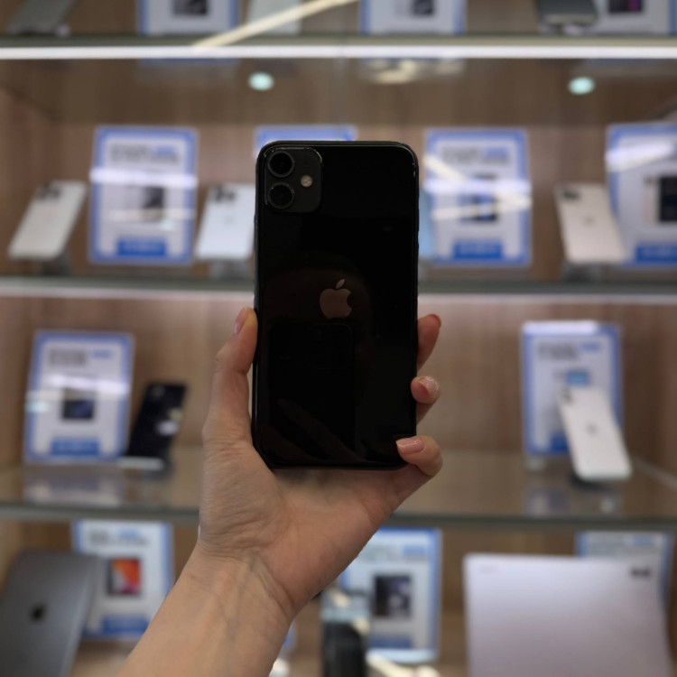 Б/у Смартфон Apple iPhone 11 64GB Черный RU #2