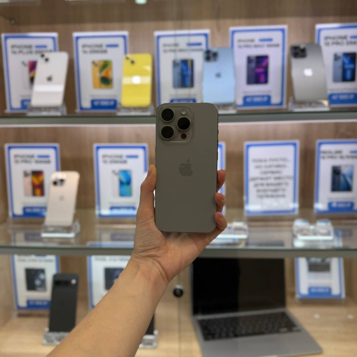 Б/У Смартфон Apple iPhone 15 Pro 128GB Натуральный Титан | Фото 1 из 5