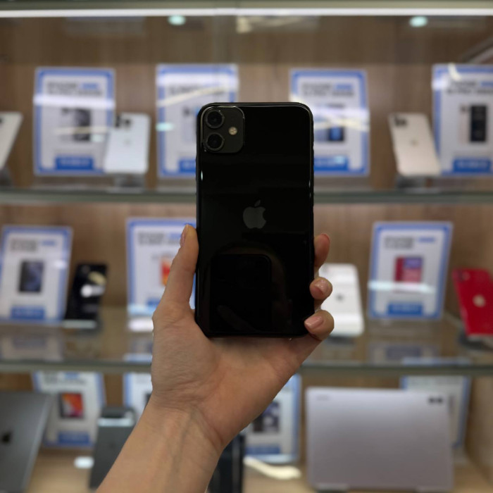 Б/у Смартфон Apple iPhone 11 128GB Черный | Фото 1 из 5