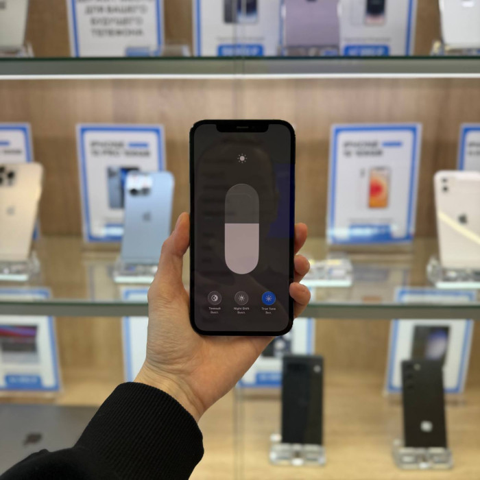 Б/У Смартфон Apple iPhone 12 Pro 128GB Графитовый