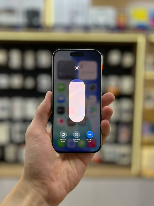 Б/У Смартфон Apple iPhone 15 Pro 256GB Белый | Фото 3 из 5