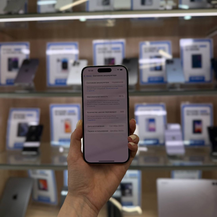 Б/У Смартфон Apple iPhone 15 Pro 128GB Титан (Natural Titanium) | Фото 4 из 5