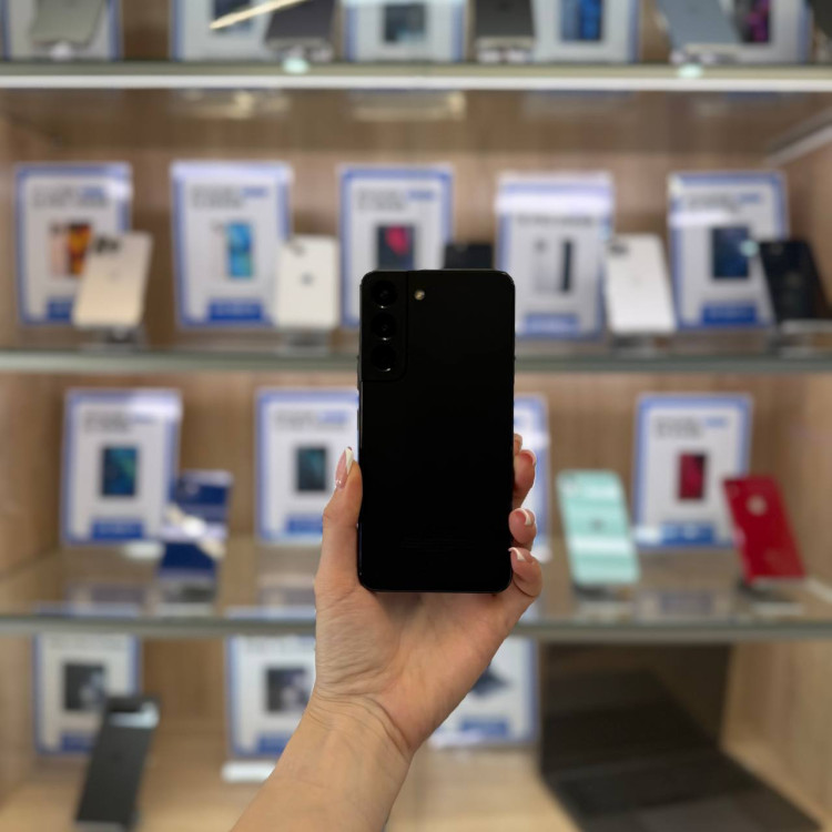 Б/у Смартфон Samsung Galaxy S22 8/128GB Черный