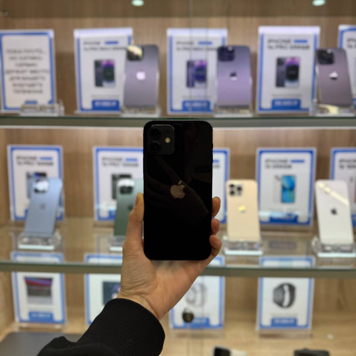 Б/у Смартфон Apple iPhone 12 128GB Black RU