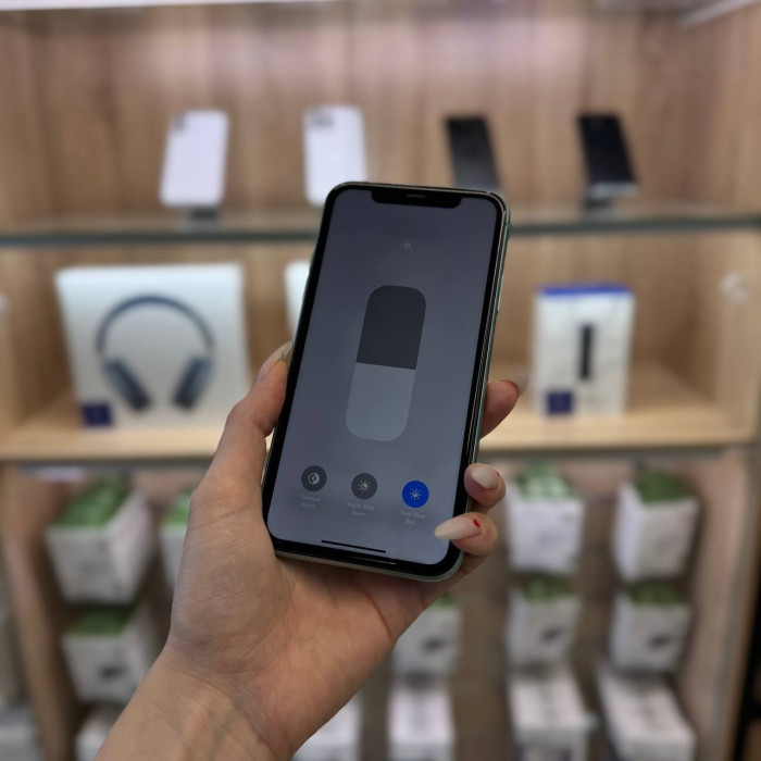 Б/у iPhone 11 64GB Green | Фото 2 из 3