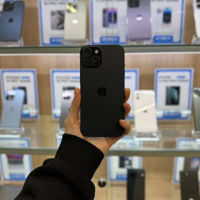 Уценка Смартфон Apple iPhone 15 128GB Черный (Black) nano SIM + eSIM