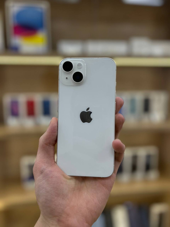 Б/У Смартфон Apple iPhone 14 128GB Сияющая звезда (Starlight) nano SIM + eSIM