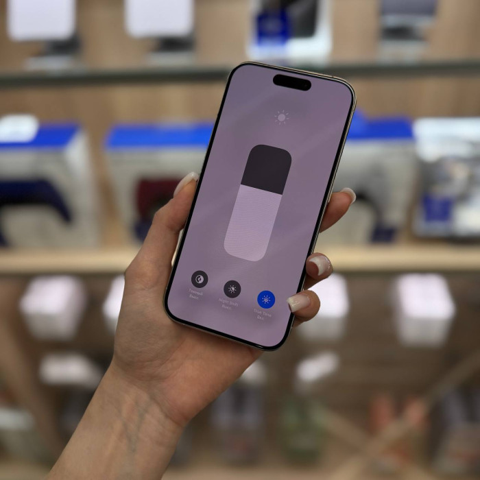Уценка Смартфон Apple iPhone 15 Pro 512GB Белый (White Titanium) | Фото 3 из 5