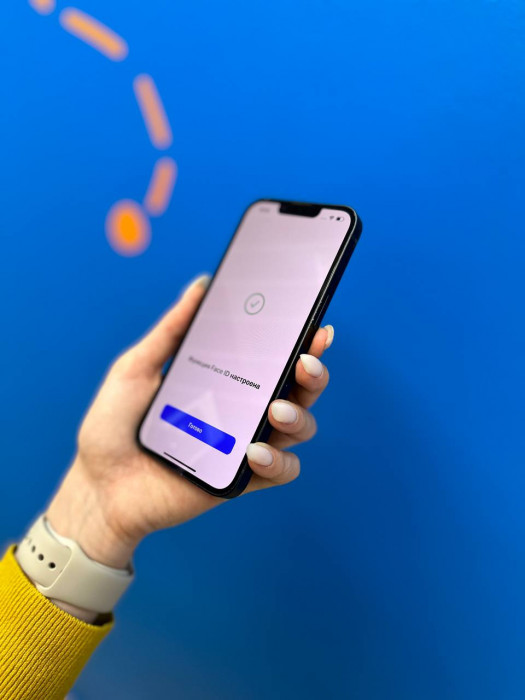 Б/у Смартфон Apple iPhone 13 256GB Темная ночь | Фото 5 из 6