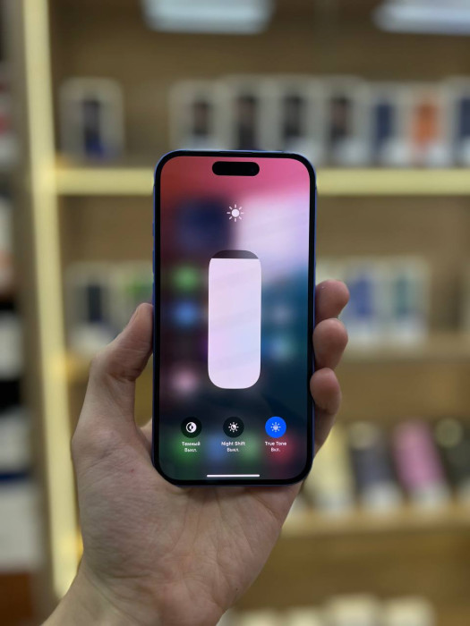 Б/У Смартфон Apple iPhone 16 128GB Ультрамарин nano SIM + eSIM