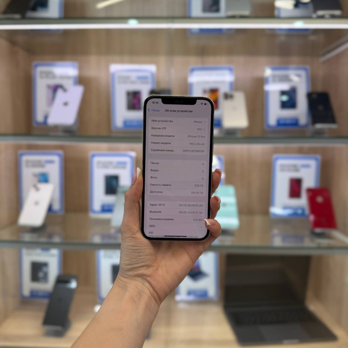 Б/у Смартфон Apple iPhone 12 Pro 256GB Белый | Фото 2 из 5